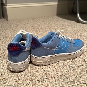 Blue vintage looking Nike air forces!!